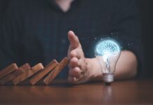 AI生成图片提出创作过程纪录才能证明原创性?从2025年猫咪晶钻吊坠案看中国法院对「人类具原创性」认定标准