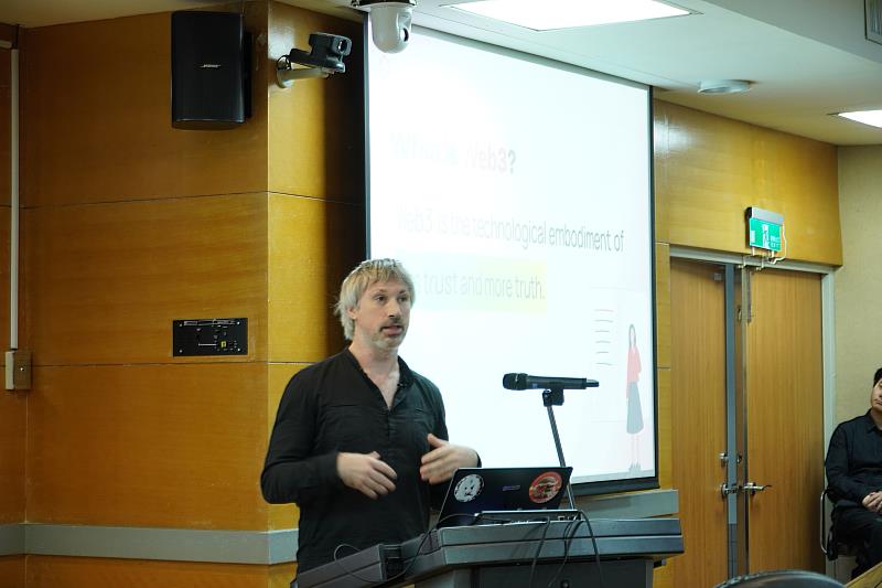 區塊鏈大師Gavin Wood首度來台,蒞臨台科大解析創新技術「JAM」